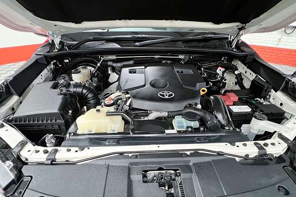 2021 Toyota Hilux SR GUN126R 4X4
