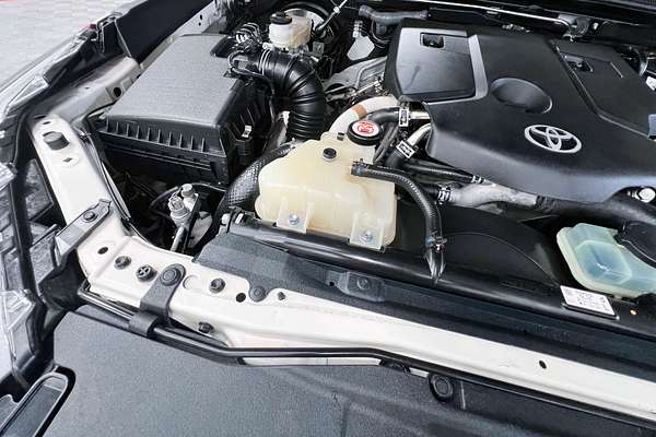 2021 Toyota Hilux SR GUN126R 4X4