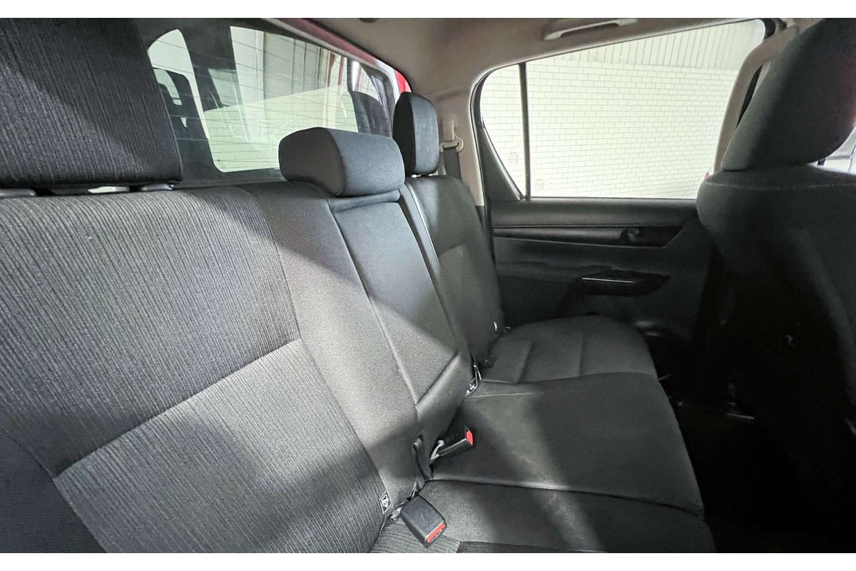 2021 Toyota Hilux SR GUN126R 4X4