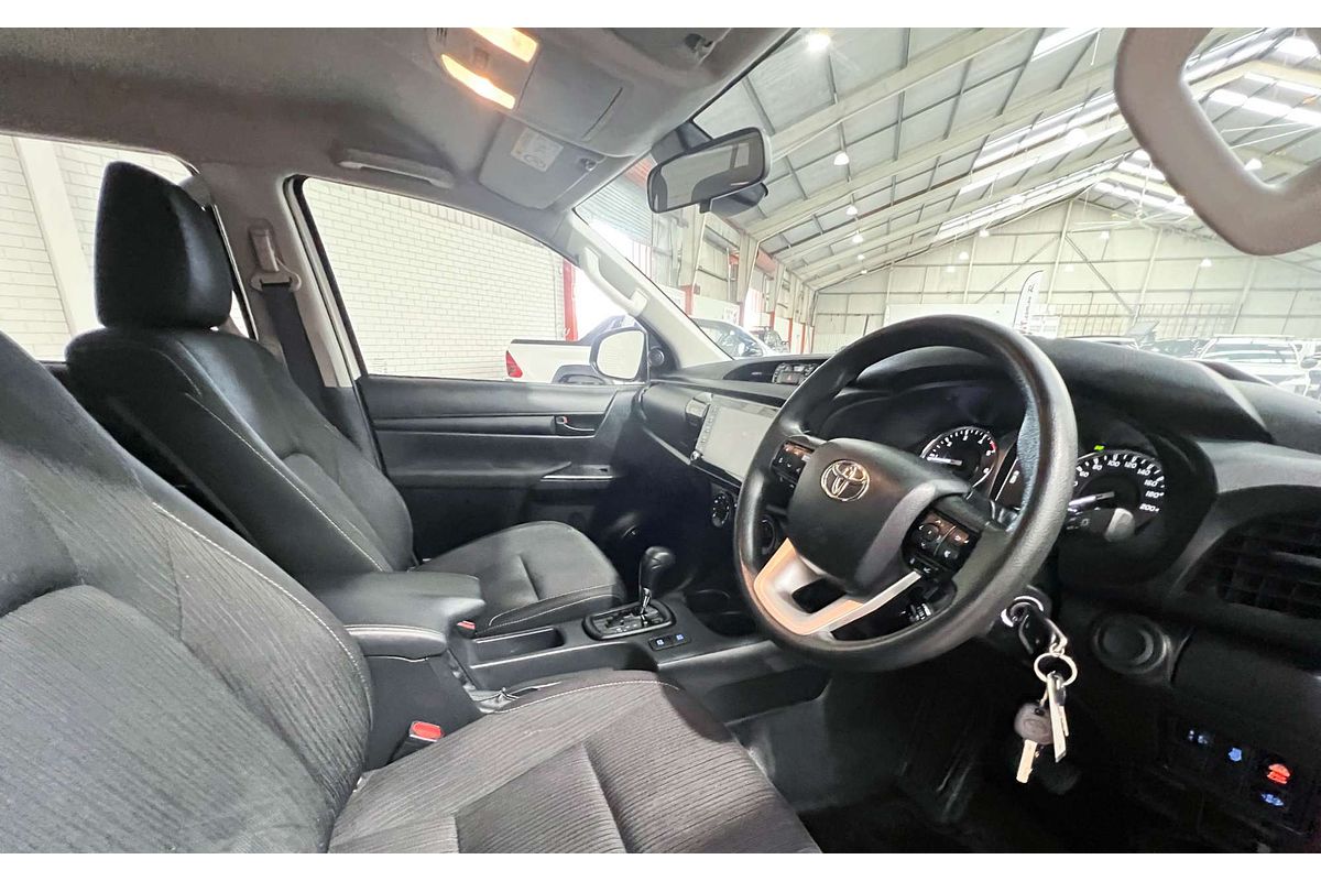 2021 Toyota Hilux SR GUN126R 4X4
