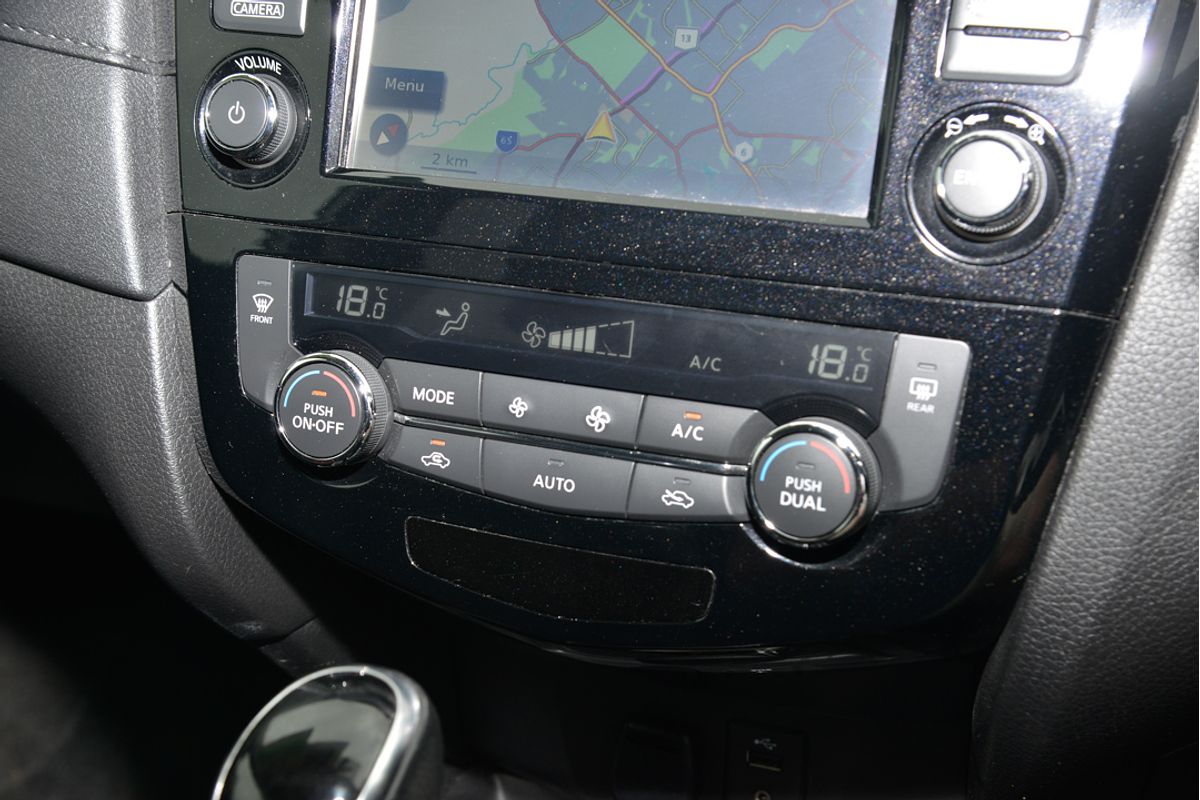 2017 Nissan X-TRAIL ST-L T32 Series II