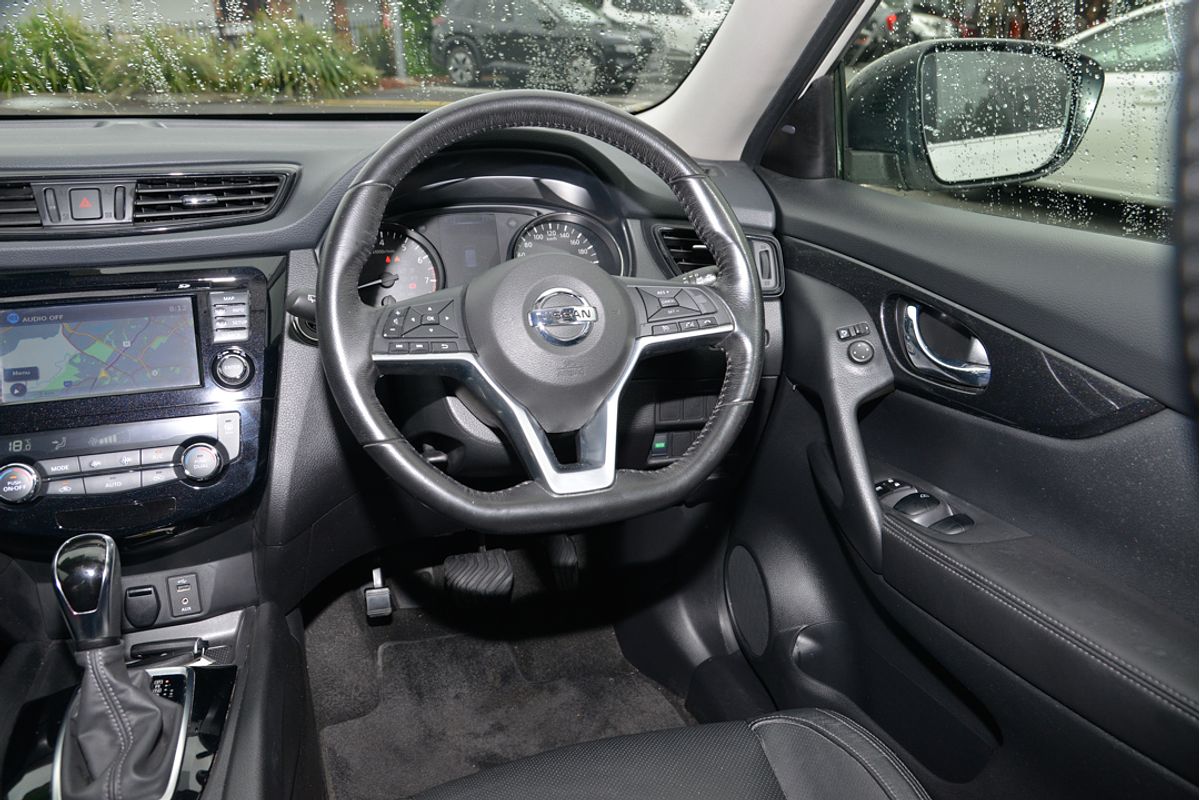 2017 Nissan X-TRAIL ST-L T32 Series II
