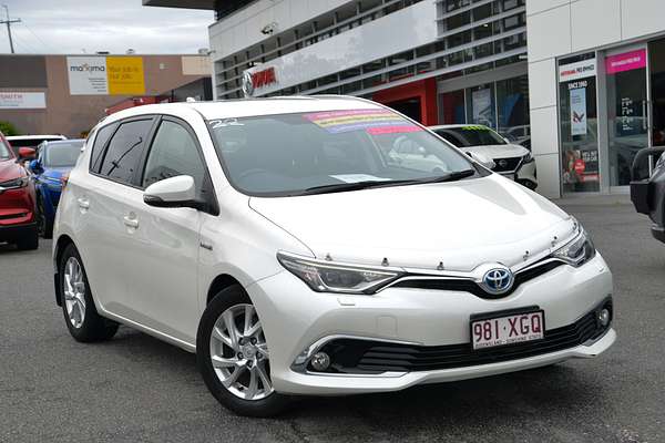 2017 Toyota Corolla Hybrid ZWE186R