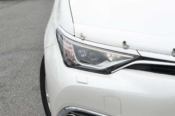 2017 Toyota Corolla Hybrid ZWE186R