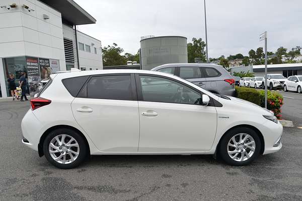 2017 Toyota Corolla Hybrid ZWE186R