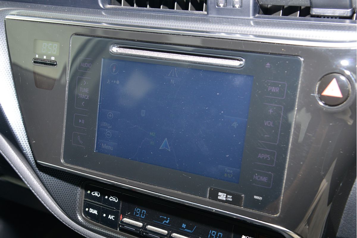 2017 Toyota Corolla Hybrid ZWE186R