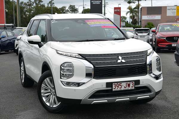 2023 Mitsubishi Outlander LS ZM