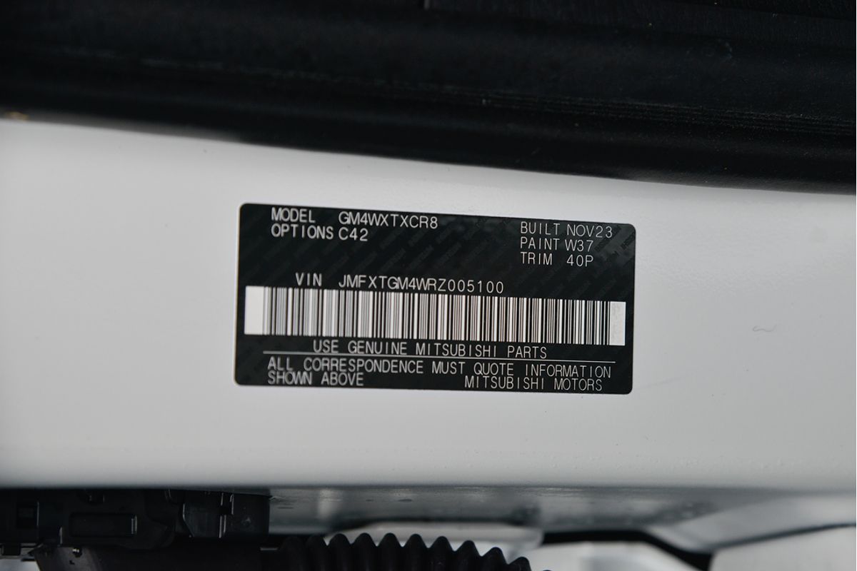 2023 Mitsubishi Outlander LS ZM