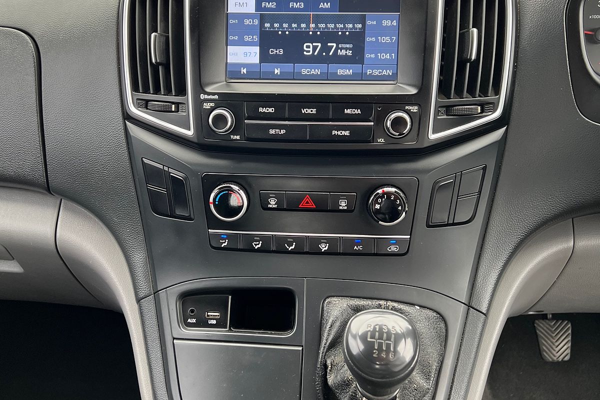 2017 Hyundai iLoad TQ3-V Series II