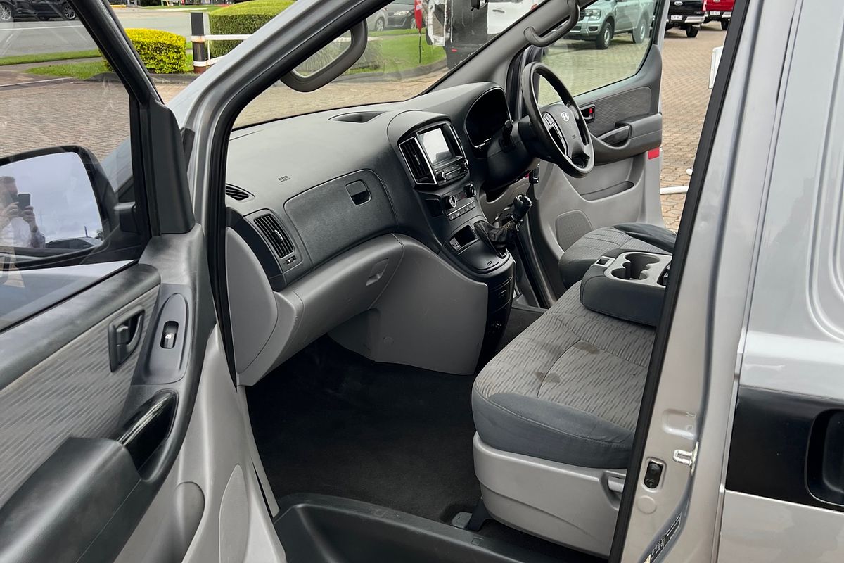 2017 Hyundai iLoad TQ3-V Series II