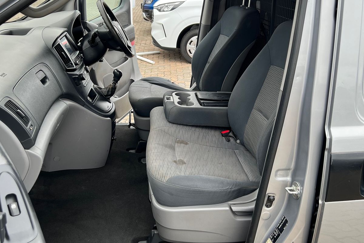 2017 Hyundai iLoad TQ3-V Series II