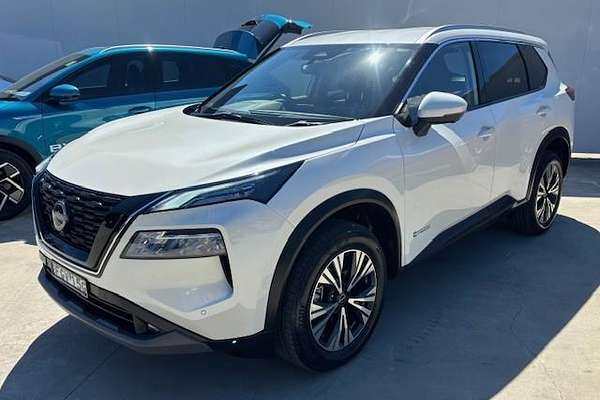 2023 Nissan X-TRAIL ST-L e-POWER T33
