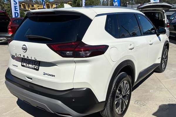 2023 Nissan X-TRAIL ST-L e-POWER T33