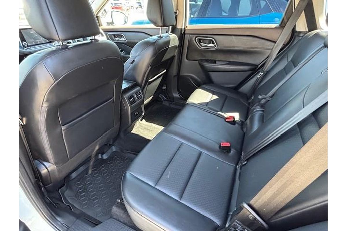 2023 Nissan X-TRAIL ST-L e-POWER T33
