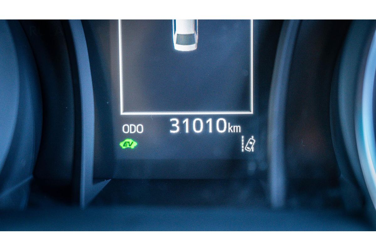 2021 Toyota Camry Ascent AXVH70R