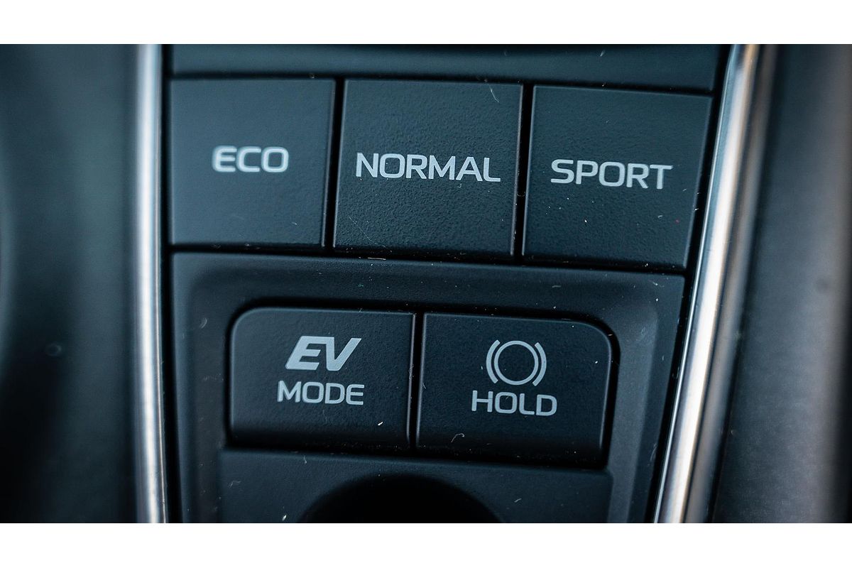 2021 Toyota Camry Ascent AXVH70R