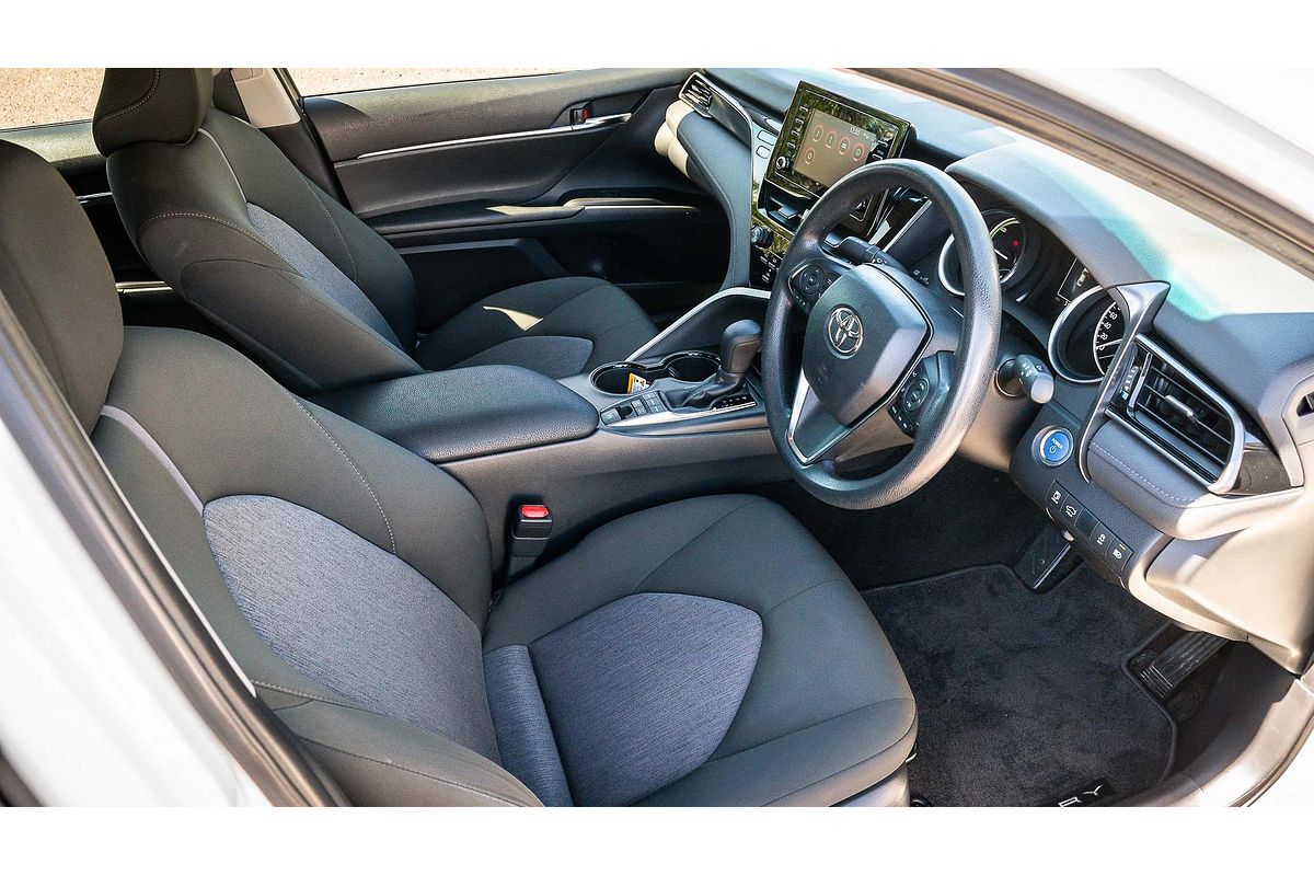 2021 Toyota Camry Ascent AXVH70R