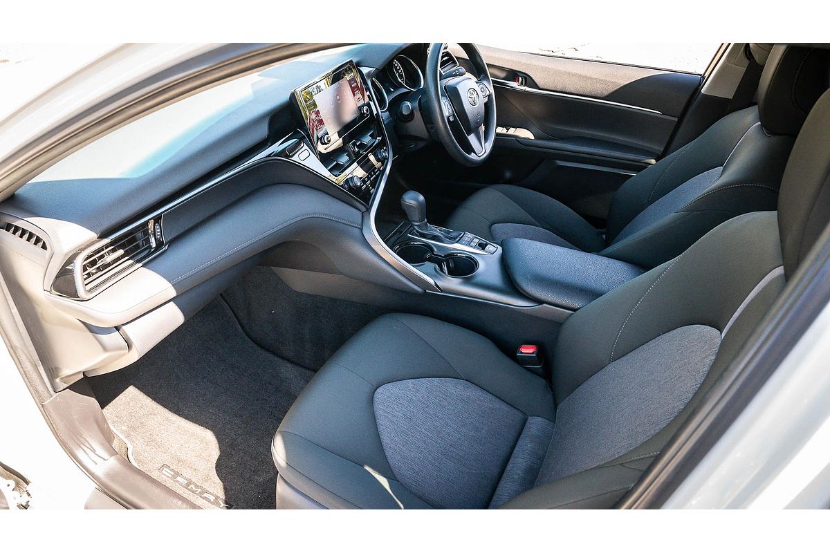 2021 Toyota Camry Ascent AXVH70R