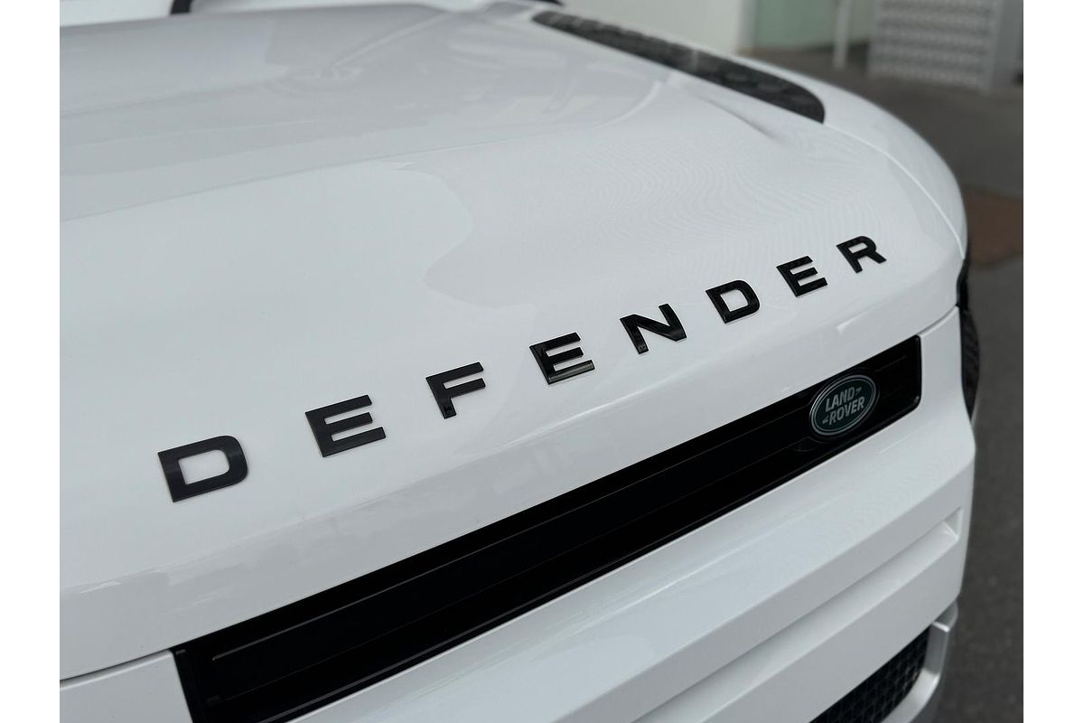 2020 Land Rover Defender 110 P400 HSE L663