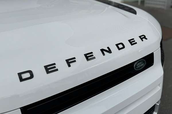 2020 Land Rover Defender 110 P400 HSE L663