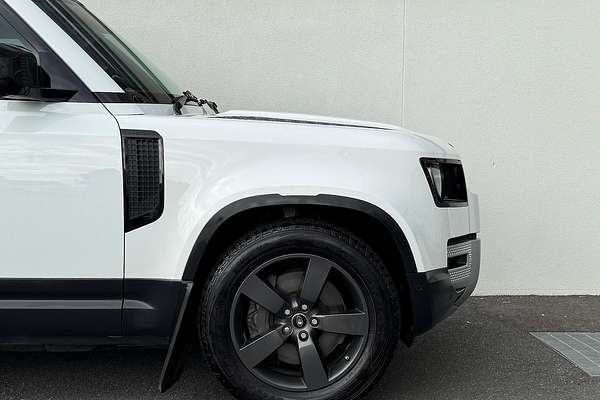 2020 Land Rover Defender 110 P400 HSE L663