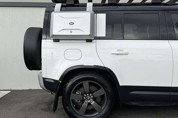 2020 Land Rover Defender 110 P400 HSE L663