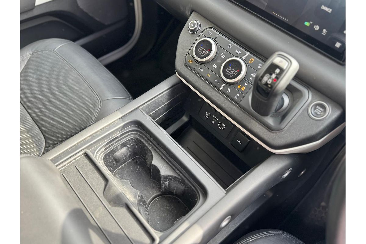 2020 Land Rover Defender 110 P400 HSE L663