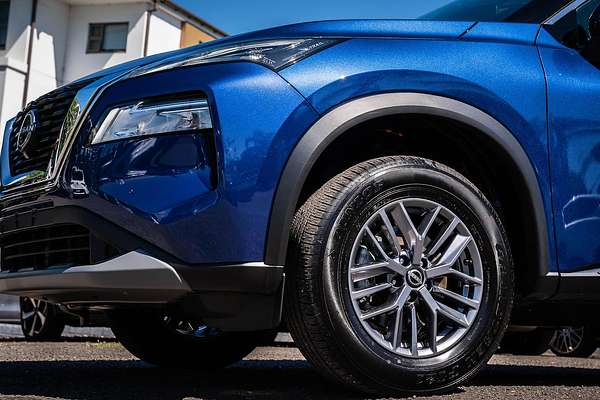 2024 Nissan X-TRAIL ST T33