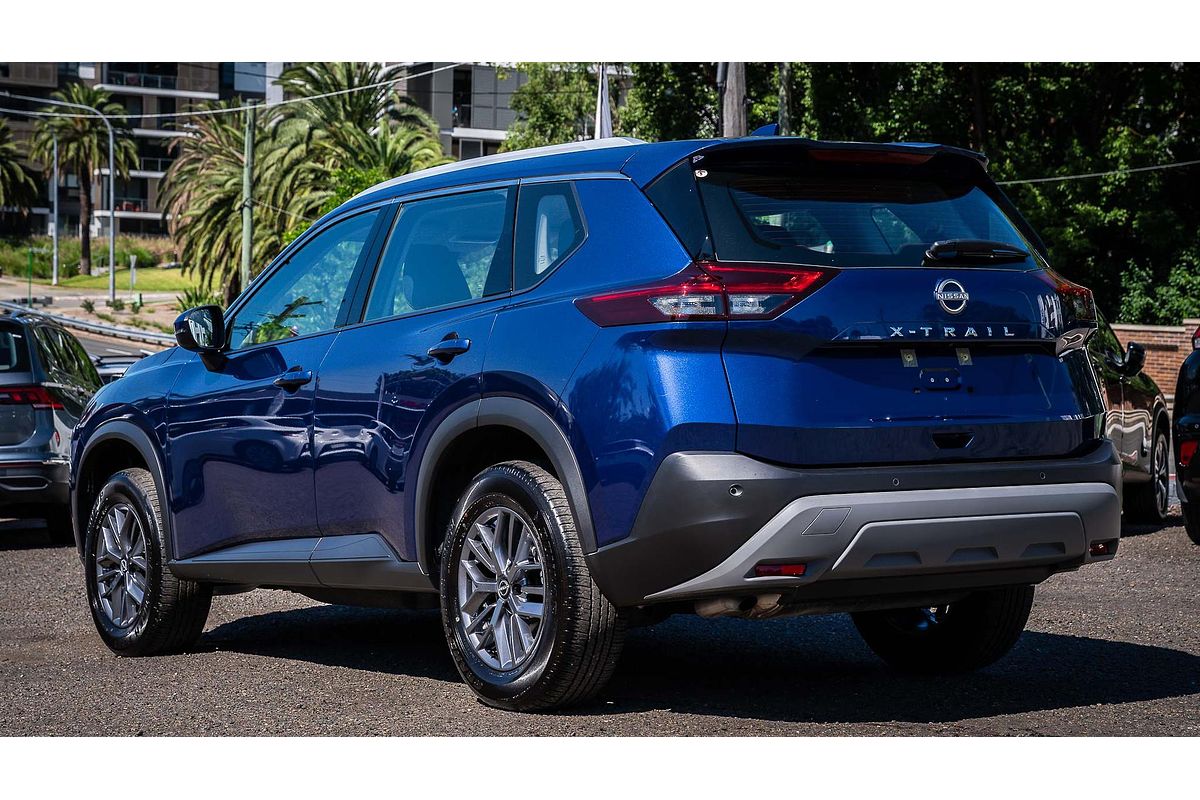 2024 Nissan X-TRAIL ST T33