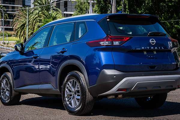 2024 Nissan X-TRAIL ST T33