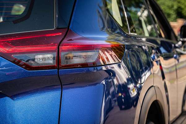 2024 Nissan X-TRAIL ST T33