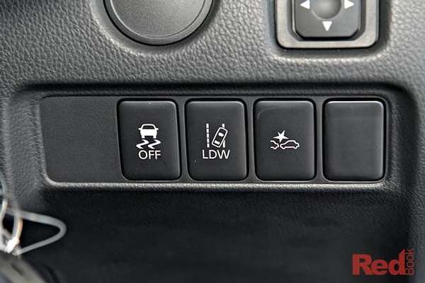 2024 Mitsubishi Triton GLX MR 4X4