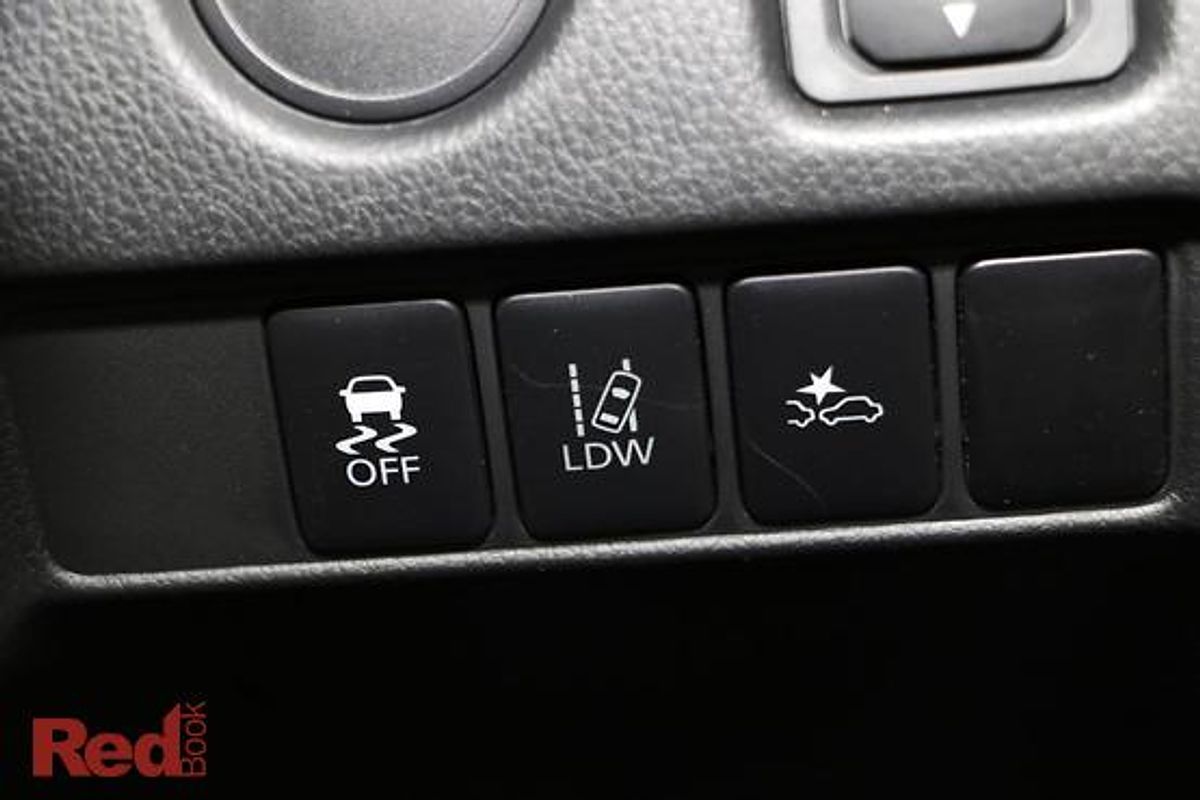 2024 Mitsubishi Triton GLX MR 4X4