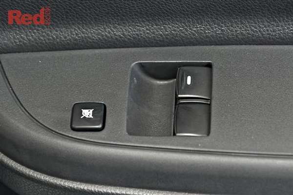 2024 Mitsubishi Triton GLX MR 4X4