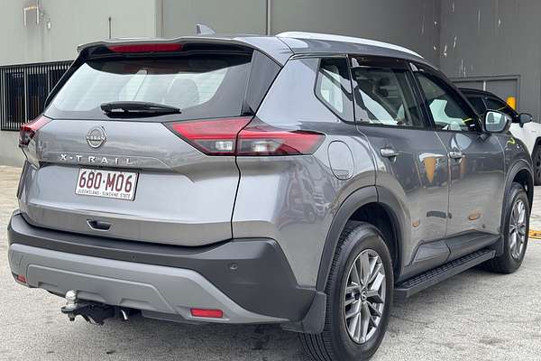 2022 Nissan X-TRAIL ST