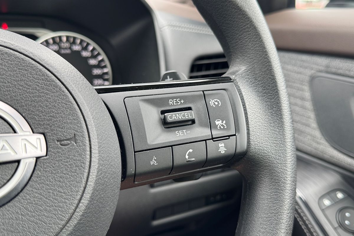 2022 Nissan X-TRAIL ST