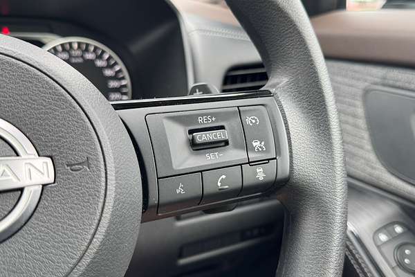2022 Nissan X-TRAIL ST