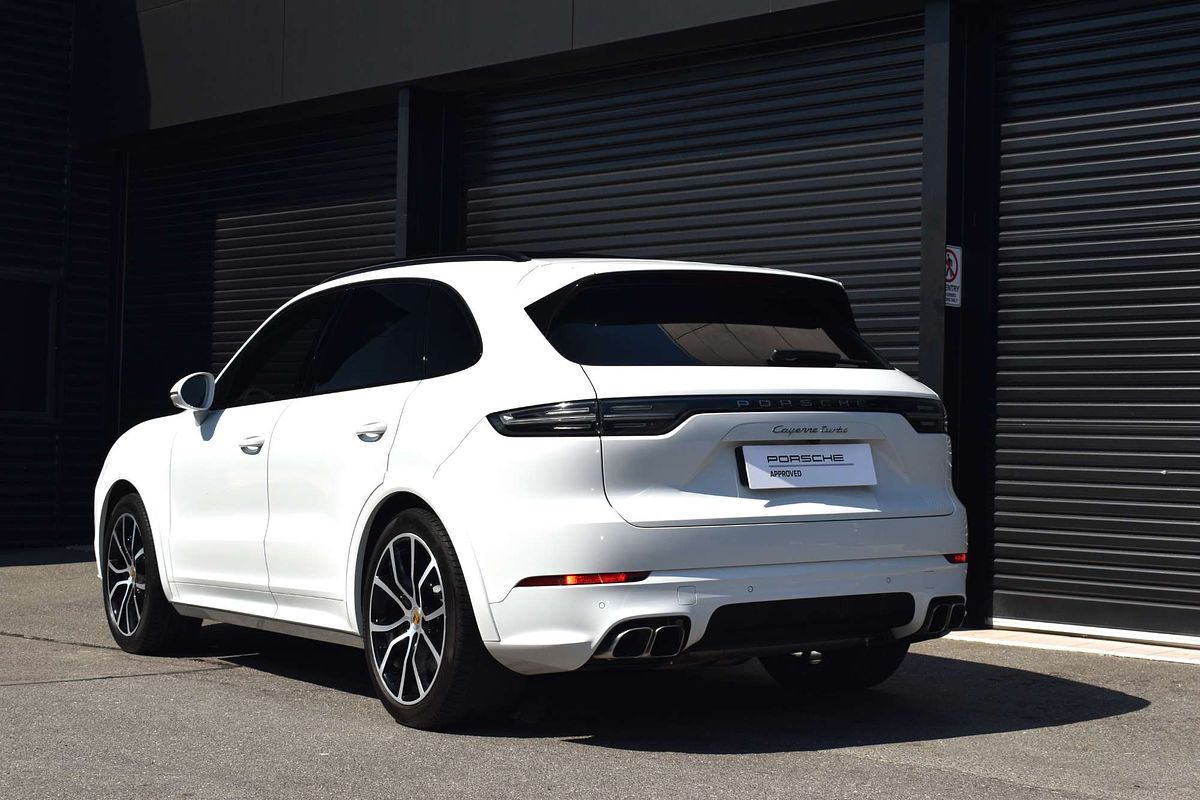 2018 Porsche Cayenne Turbo 9YA