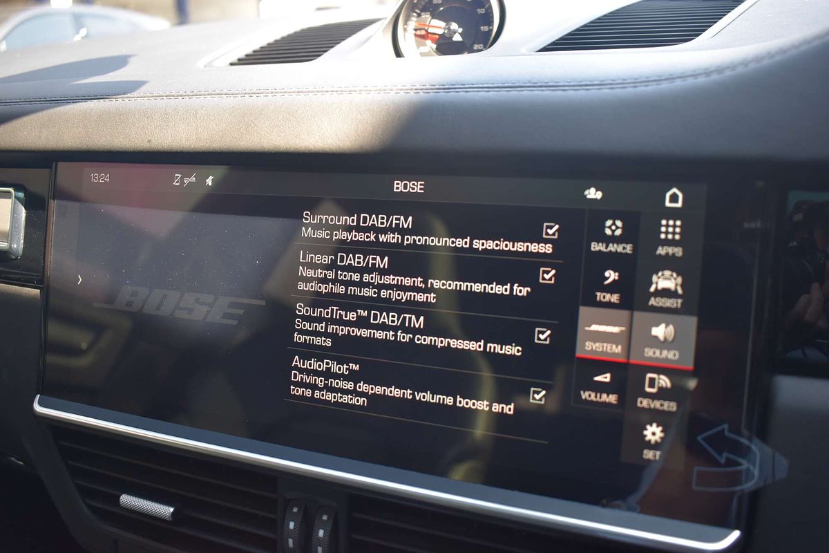 2018 Porsche Cayenne Turbo 9YA
