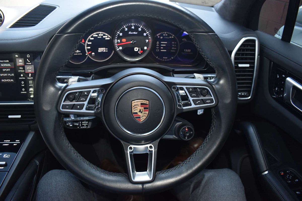2018 Porsche Cayenne Turbo 9YA