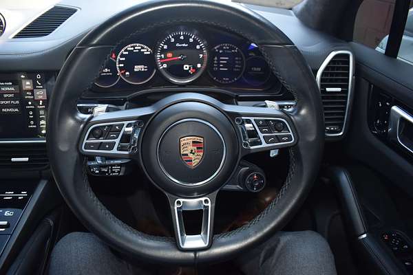 2018 Porsche Cayenne Turbo 9YA
