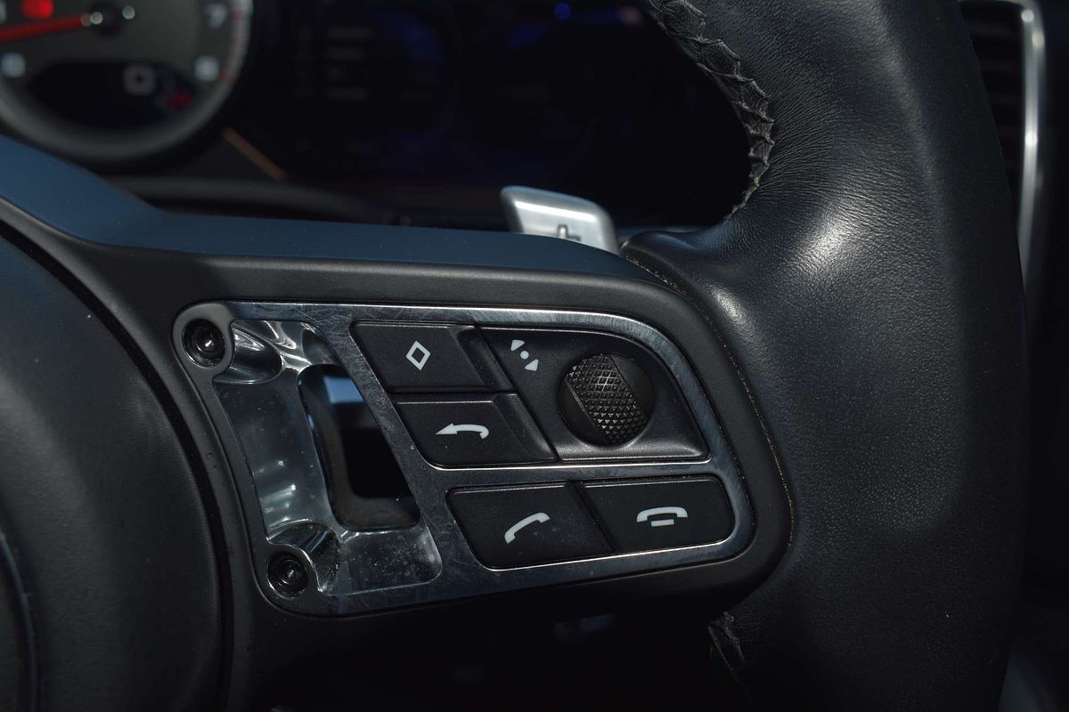 2018 Porsche Cayenne Turbo 9YA