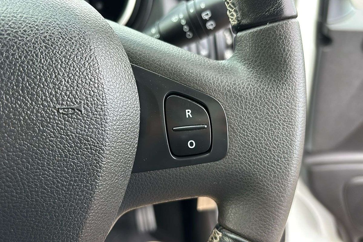 2021 Renault Trafic Premium 103kW X82 SWB