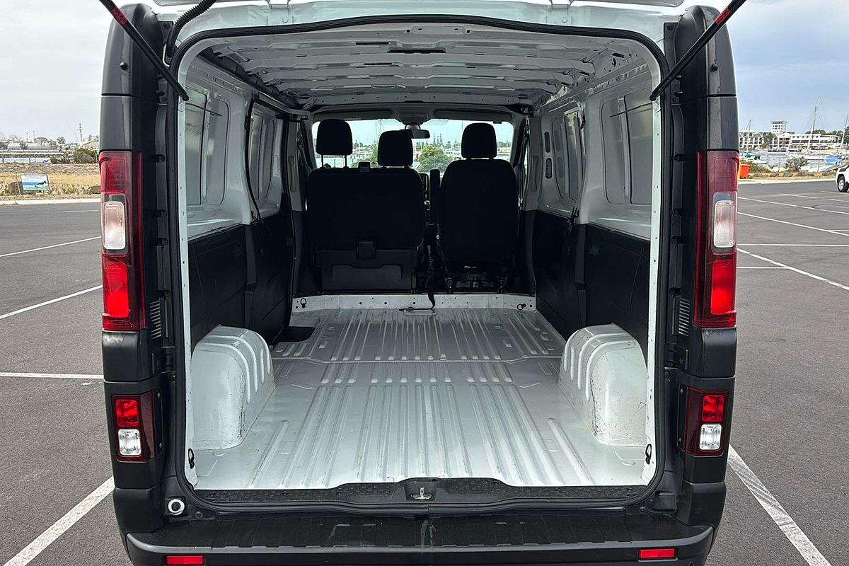 2021 Renault Trafic Premium 103kW X82 SWB