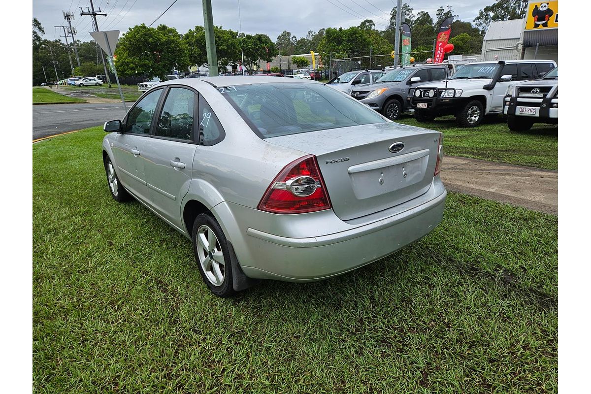 2006 Ford Focus LX LS