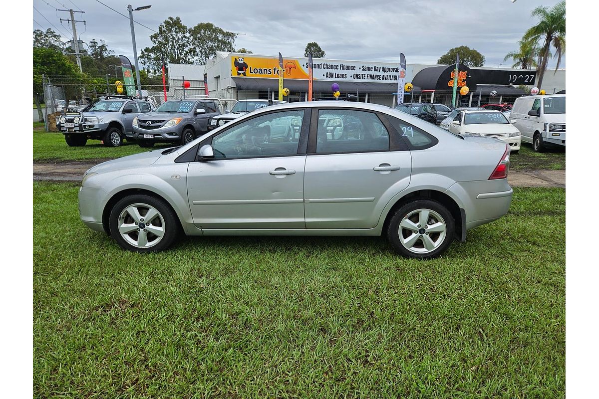 2006 Ford Focus LX LS