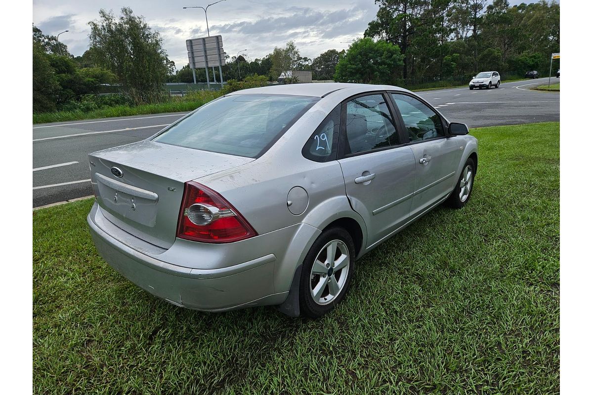 2006 Ford Focus LX LS