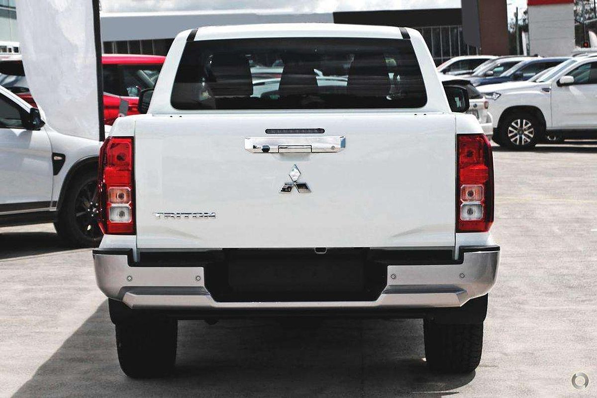 2024 Mitsubishi Triton GLX+ MV 4X4