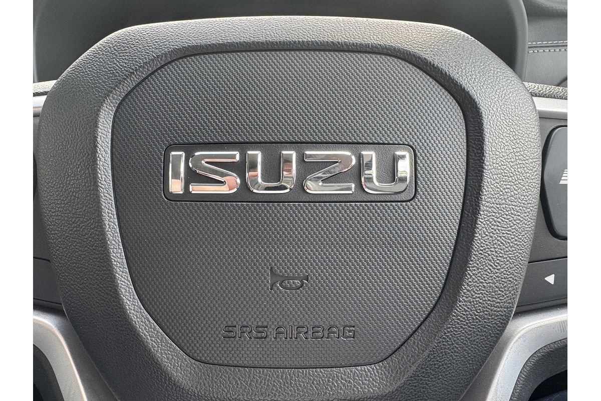 2025 Isuzu MU-X LS-M