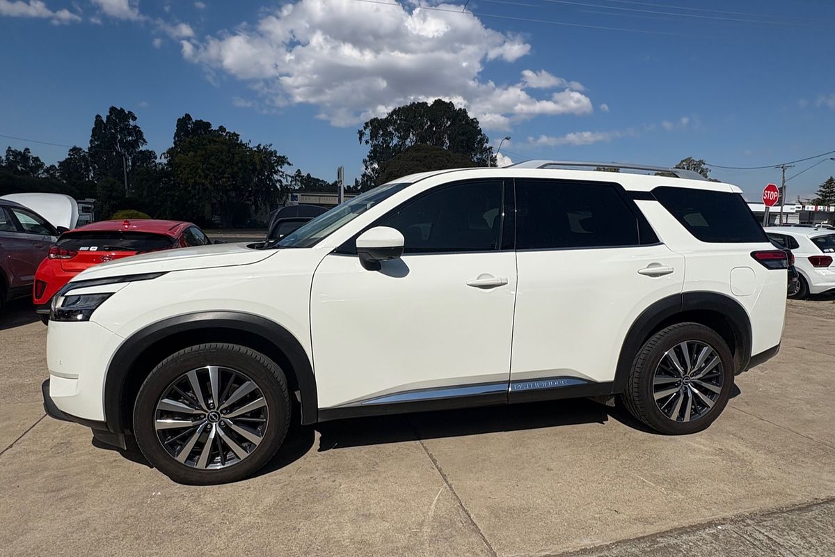 2023 Nissan Pathfinder Ti-L R53